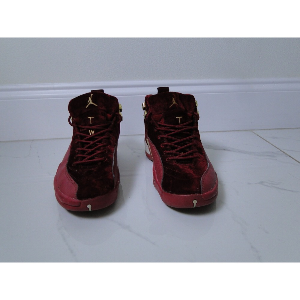 Air Jordan 12 Retro TW Burgundy Velvet Toddler Sneakers Size US 7 - Picture 1 of 6
